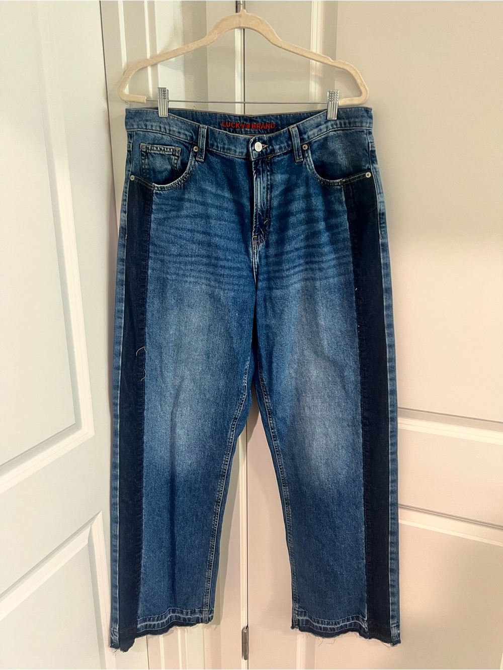 Lucky Brand Two-Tone Blue Women’s Relaxed Jeans